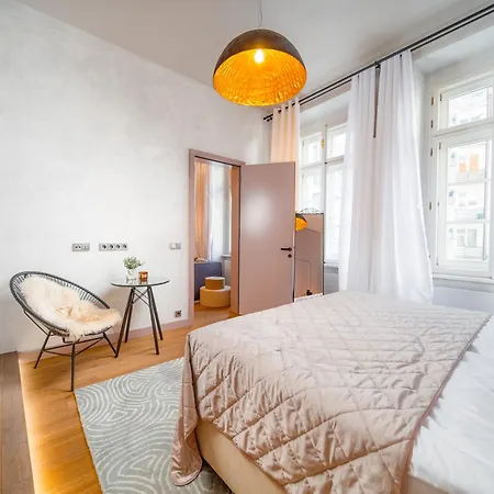 Delicate Charm At Prague Heart Apartment Exterior photo