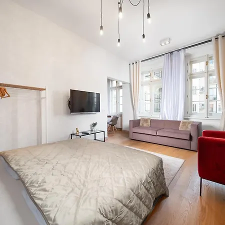 Delicate Charm At Prague Heart Apartment Exterior photo